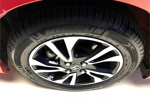 本田锋范 2015款 1.5L CVT舒适型