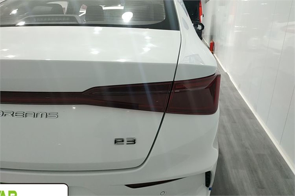比亚迪e3 2021款 升级版 高续航版 豪华型