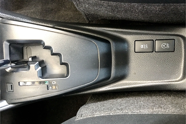 丰田致炫 2018款 1.5E CVT冠军限量版