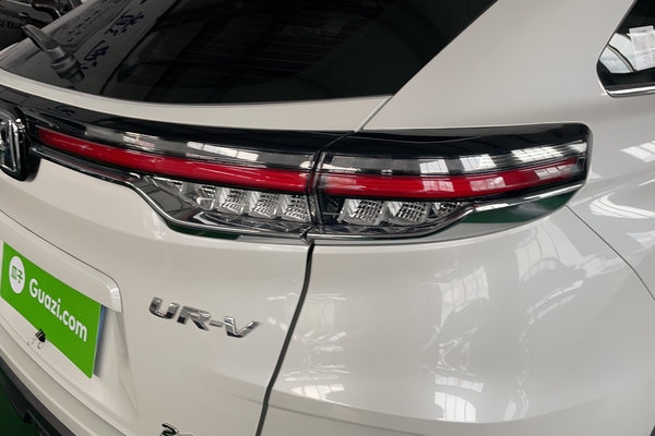 本田UR-V 2020款 240TURBO 两驱致悦版