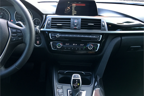 宝马3系 2017款 2.0T 320Li M运动型