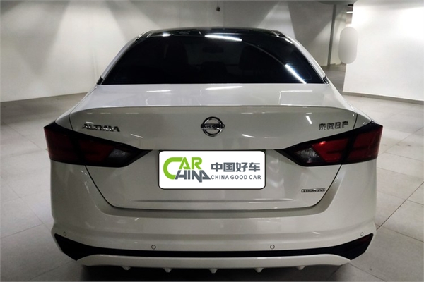 丰田 RAV4 2019款 2.0L CVT两驱风尚X限量版