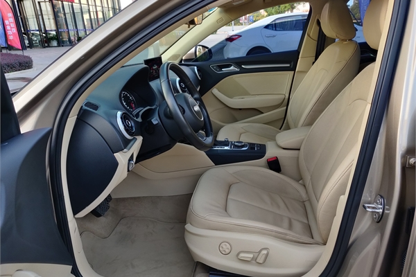 奥迪A3 2016款 1.4T Limousine35 TF