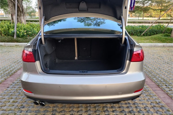 奥迪A3 2016款 1.4T Limousine35 TF