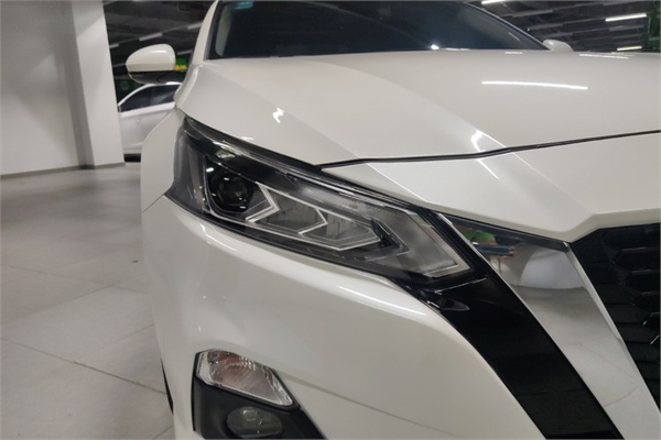 丰田 RAV4 2019款 2.0L CVT两驱风尚X限量版