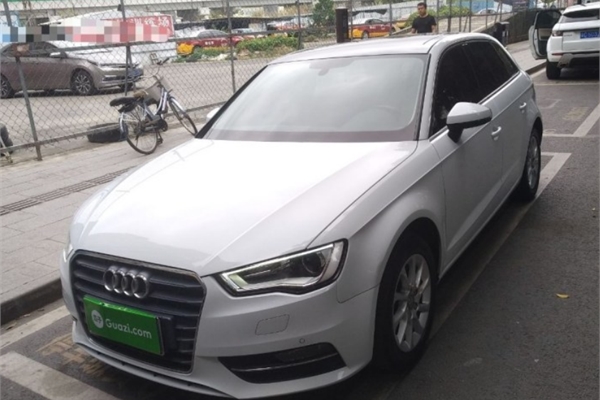 奥迪A3 2015款 Sportback 35 TFSI 百