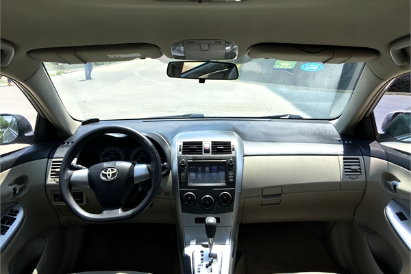 丰田卡罗拉 2011款 1.6L 自动GL