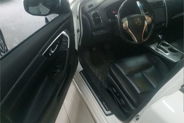 奔驰E级 2019款 E 260 L 运动型