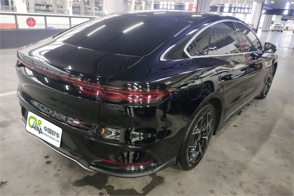 比亚迪 汉 2022款 EV 创世版 715KM前驱旗舰型