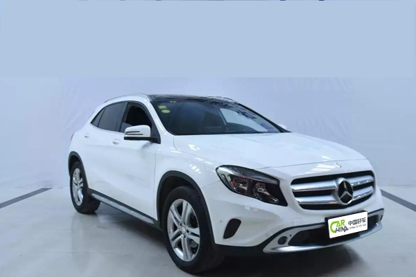 奔驰GLA级 2016款 GLA 200 动感型